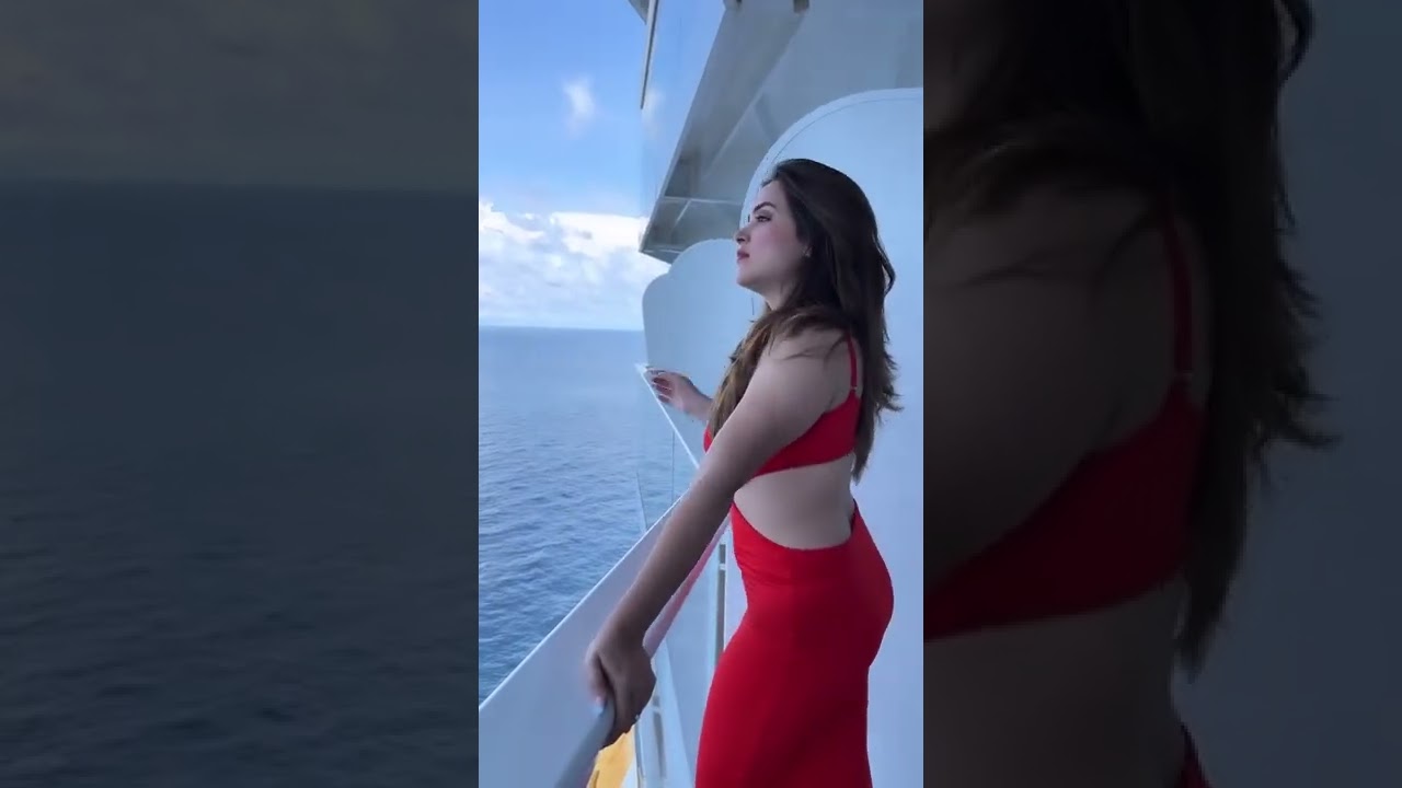 Simran dhanwani in blood red ♥️ #hot #sexy