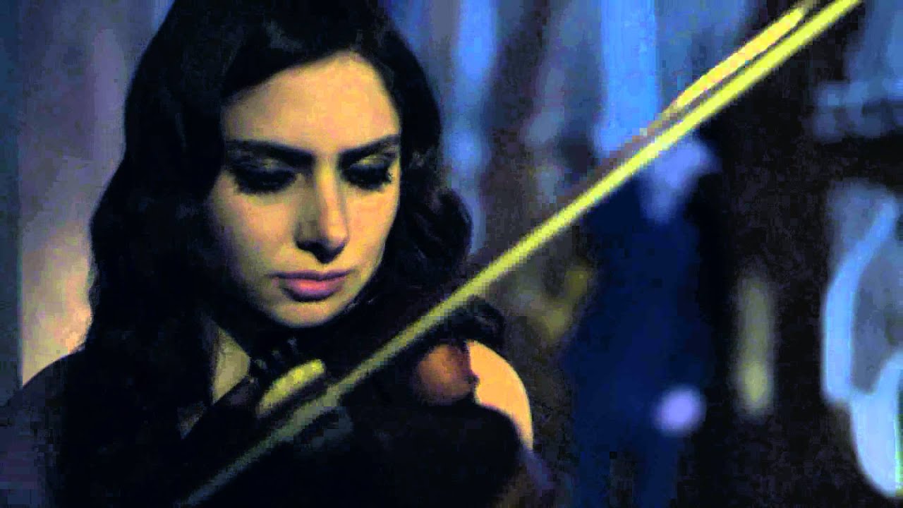 Sinan Özen - Radyoda Bir İnce Saz | Official Video