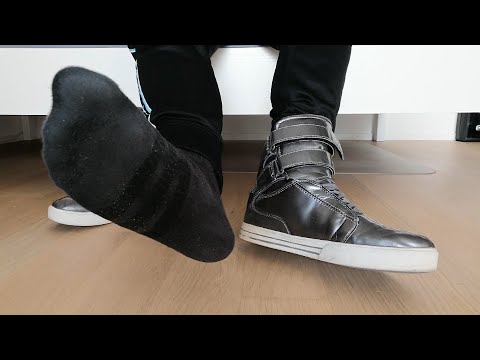 SMELLY Adidas Crew Socks in SUPRA TK Society