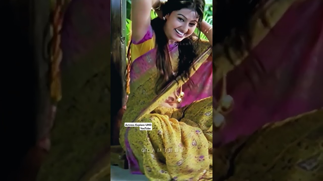 Sneha Hot Navel 🥵🥵 Actress Navel show 🥵 Saree Unseen