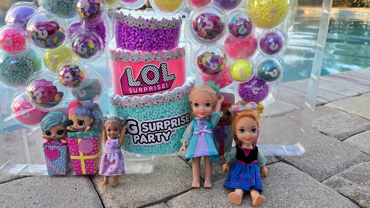 Snowflake's Birthday ! Elsa & Anna toddlers - LOL surprise party - Barbie dolls