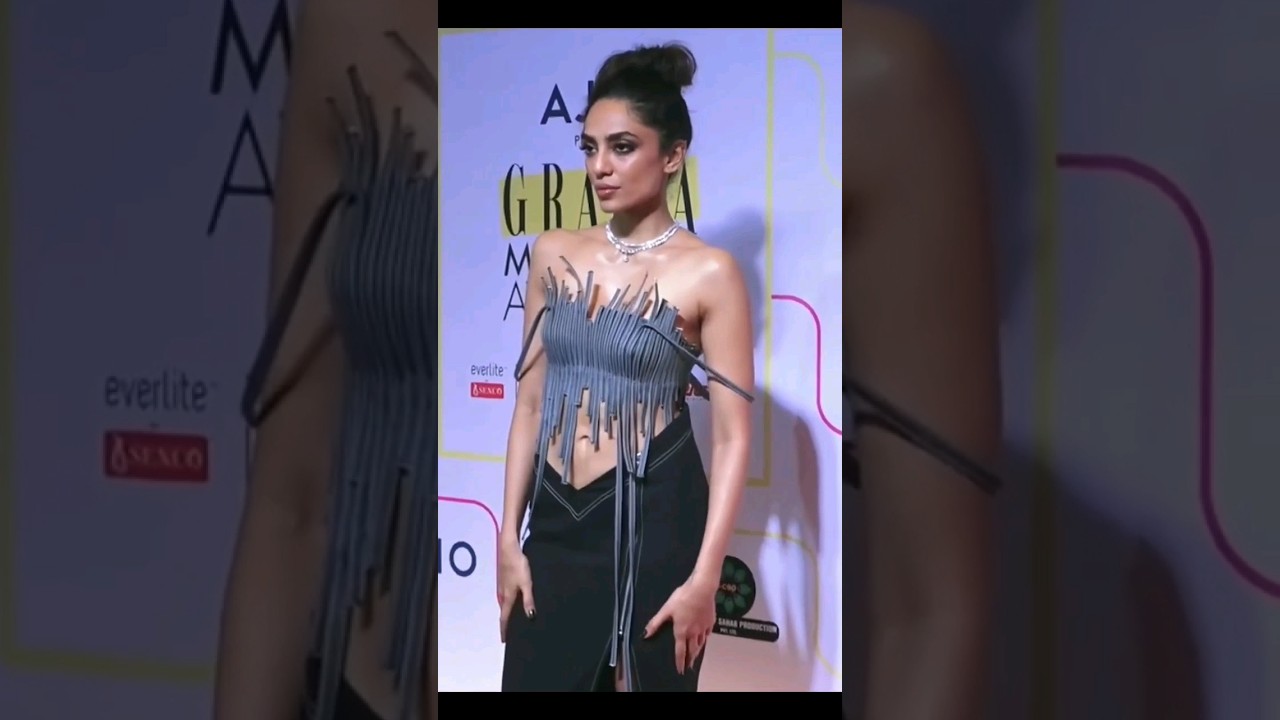 Sobhita Dhulipala hot Red carpet #youtubeshort #shortsvideo #redcarpet #viralvideo #kiss #trending