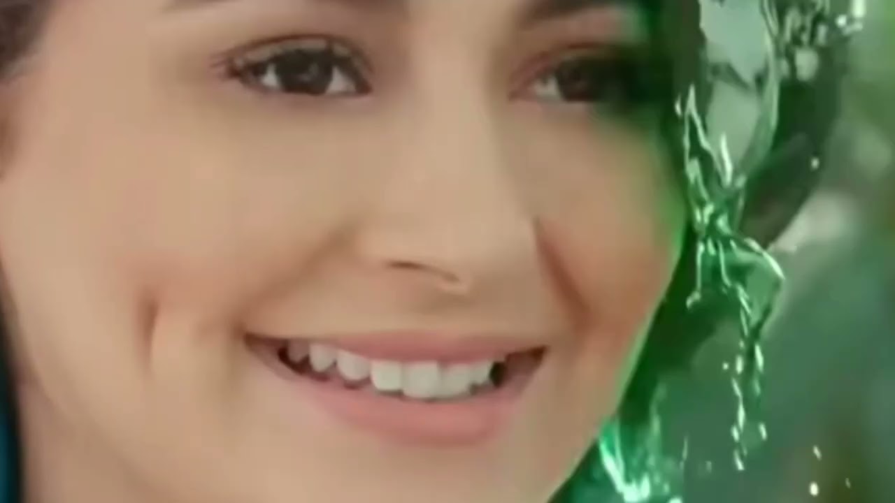 #@SOLVE the puzzle 🧩😕 freshup bubble ad 🧼🧼🛀😊😊👍 Hania amir actress
