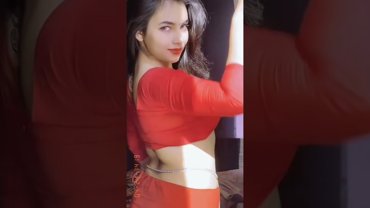 #sorts #instagram #tiktok #bigolive #saree #sareelover #sareefashion #webseries #hot