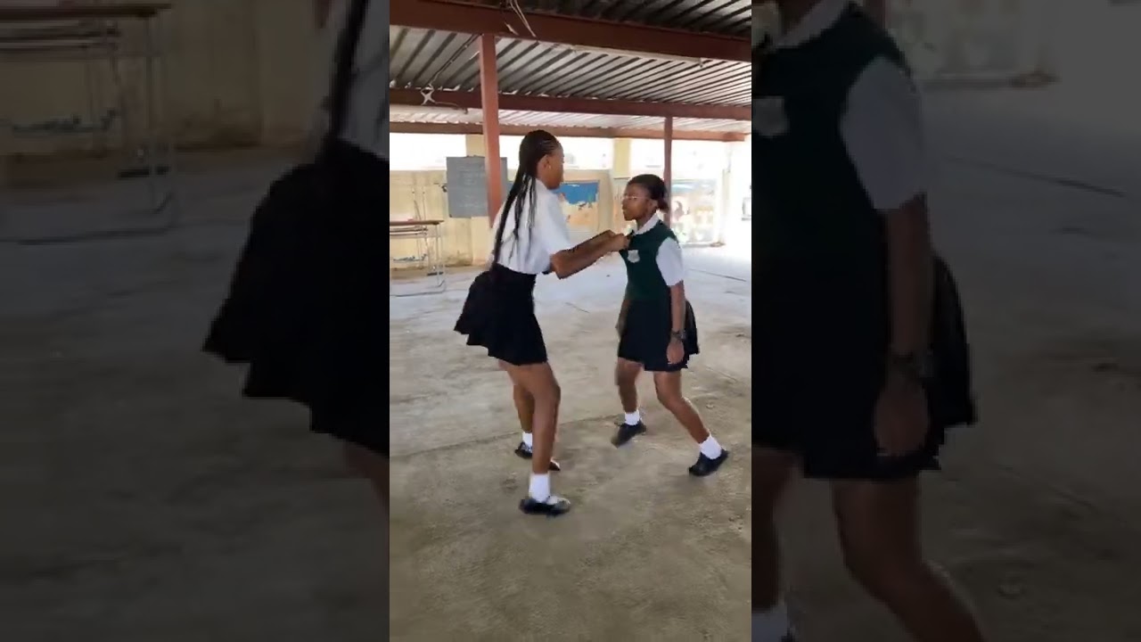 South African girls dance Amapiano #amapiano #amapianodance #southafrica