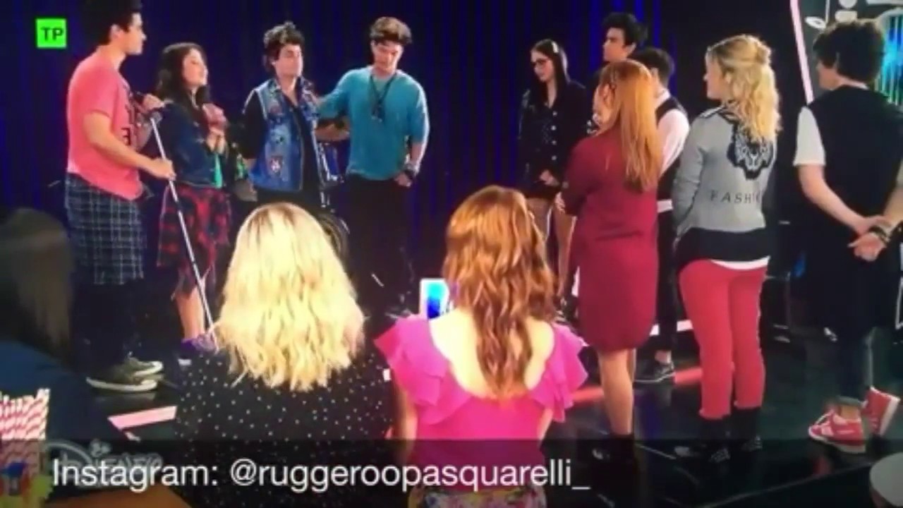 Soy Luna 2   Jazmín casi llora por Luna   Capítulo 18