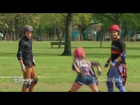 Soy Luna 3 FULL HD - Luna Matteo y Simon patinan (capitulo 21)
