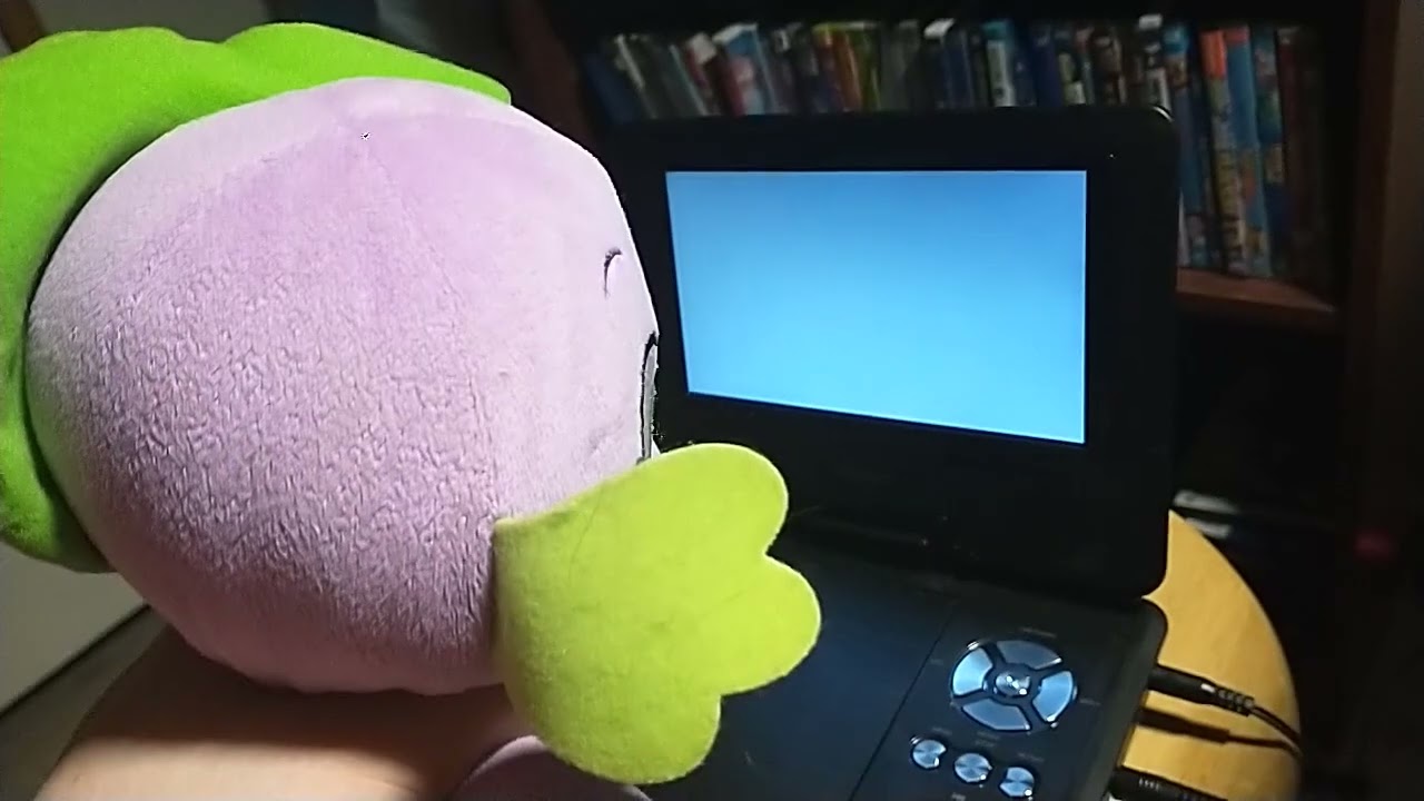 Spike watches the 9 logos (MOST VIEWED VIDEO)