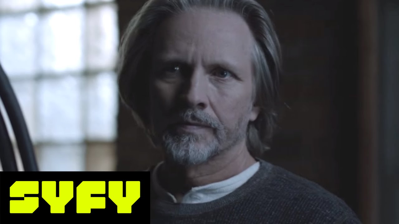 (SPOLIERS) Bitten Clips S3/E3 'It's a Dangerous World' | SYFY