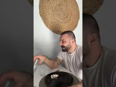 Sıradan bir sakarlığı alkollü ortamda yapmak