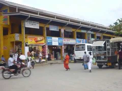 Sri  Lanka,ශ්‍රී ලංකා,Ceylon,Bibile Bus stand Junction B57 and  A5