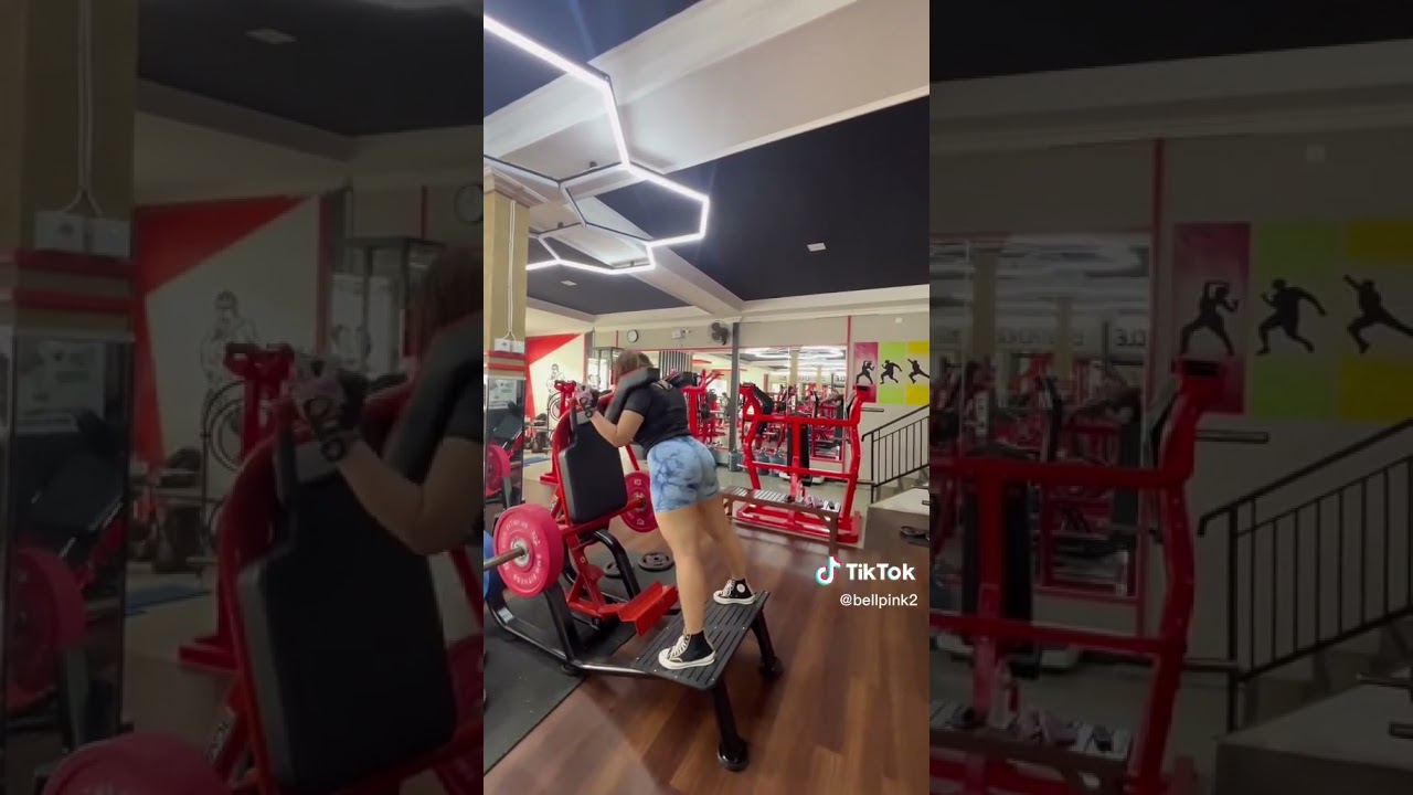 SRI AYU TARISA BALI TIK TOK HOT
