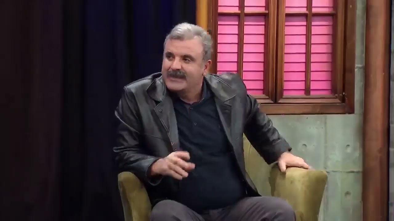 Sırrı Süreyya Önder Taklidi | Güldür Güldür Show | Hikaye