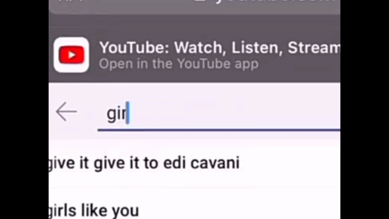 stan twitter: Taylor Swift searching up 'girls kissing' then smiles