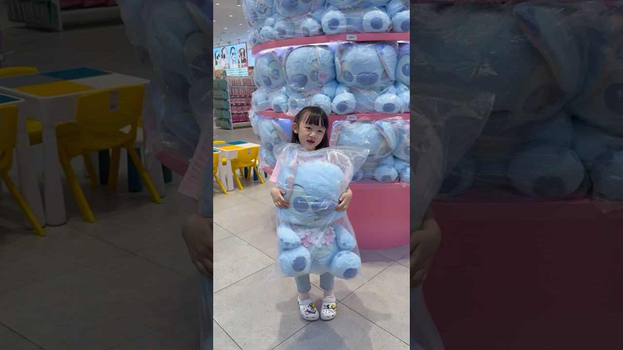 Stitch big dolls here 🩵💙🩵💙 super cute #lilostitch #sister #cute #shorts