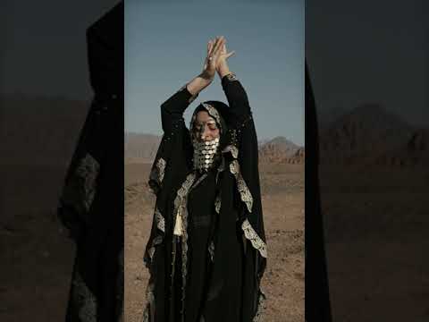 StockVideo -Woman in Desert Wearing Traditional Abaya | non copyright video | Free Download | shorts