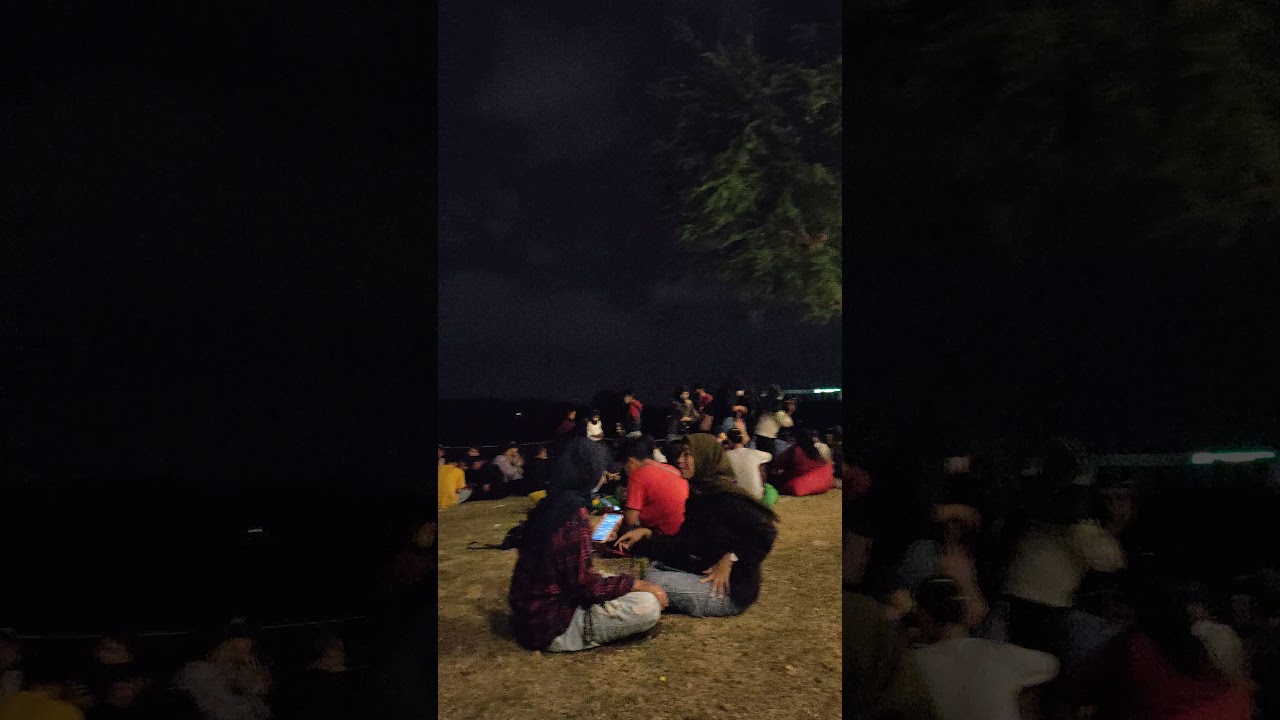 STORY WA NONGKRONG DI CAFE TELAGA NGIPIK