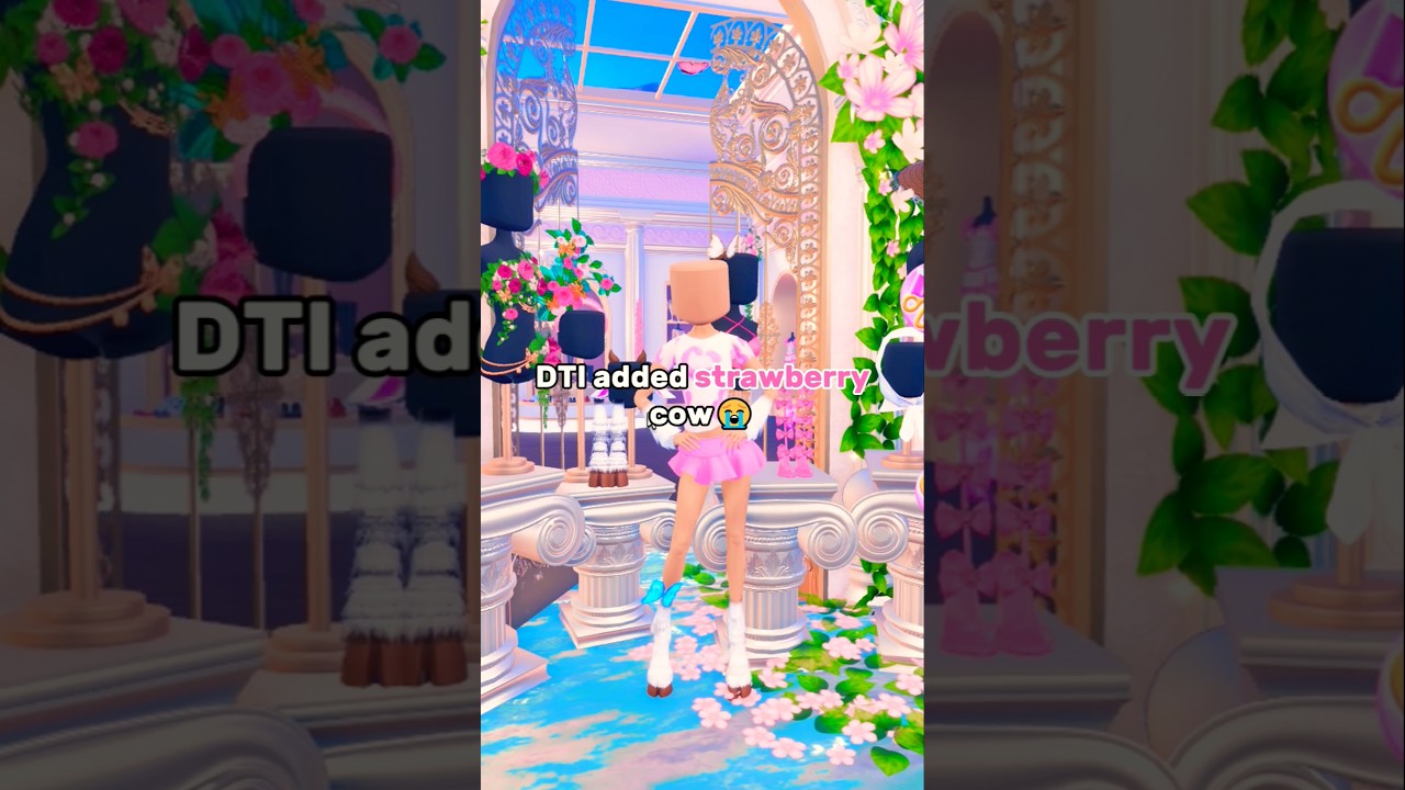 strawberry cow in dti #roblox #memes #dresstoimpress #dti #shortsviral #funny #fyp #shorts #viral
