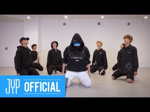 Stray Kids 