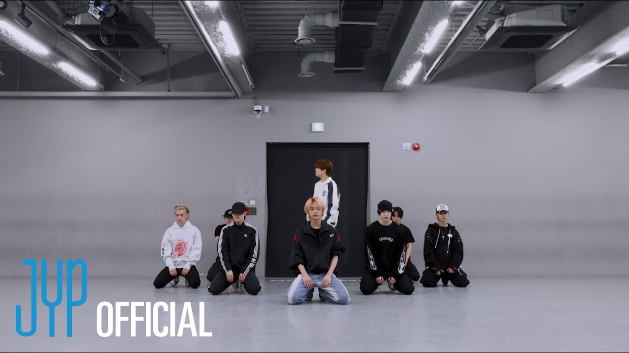 Stray Kids 