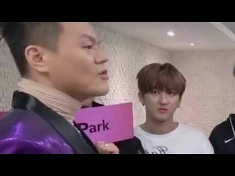 stray kids komik anlar (gülmekten izleyemezsiniz)