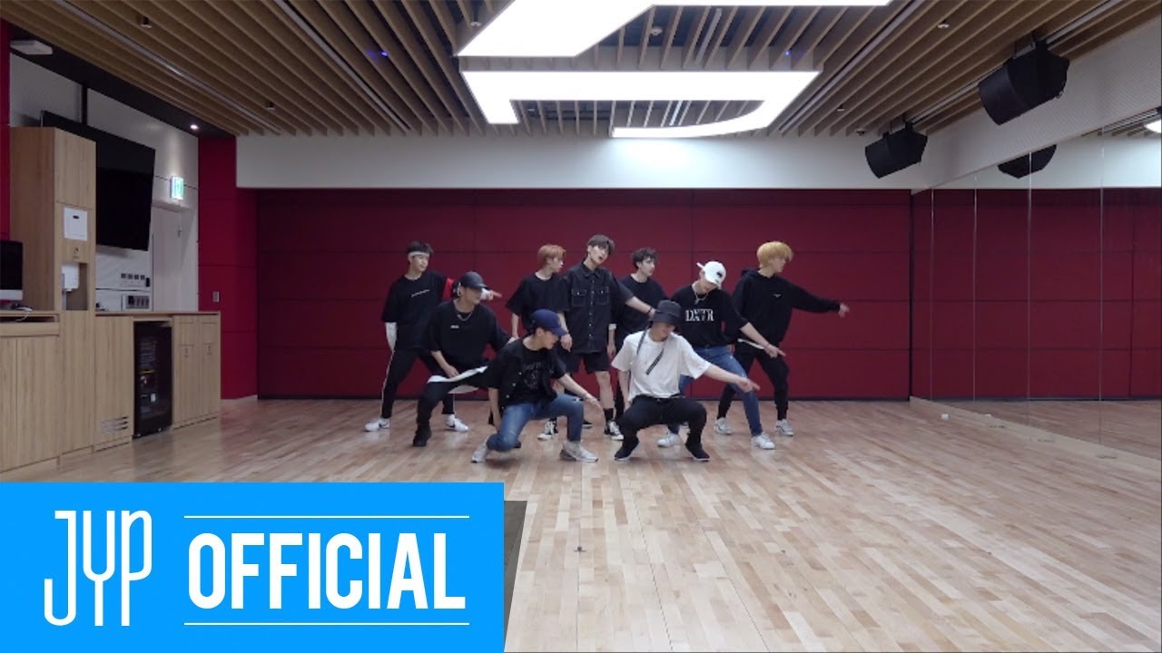 Stray Kids 