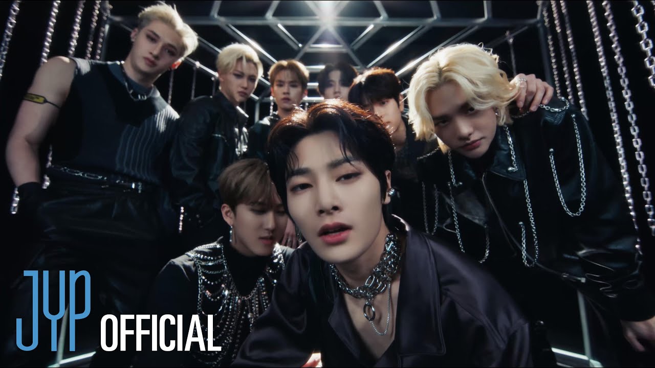 Stray Kids 