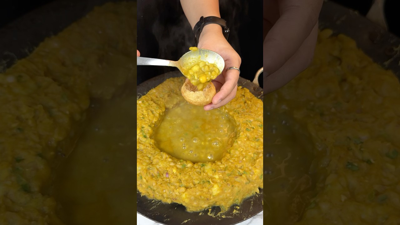 Street Style Ragda Pani Puri ASMR Cooking || #shorts #food #cooking #asmr #recipe #indianasmrworld