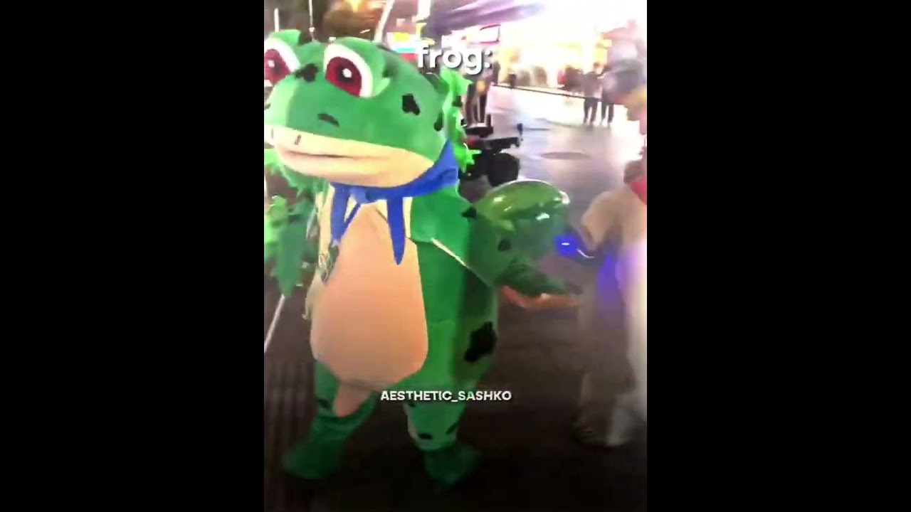 Strongest Frog 🐸💪 #strong #surprise #unexpected #gym #strongfrog #frog #japan #aesthetic #fypyoutube