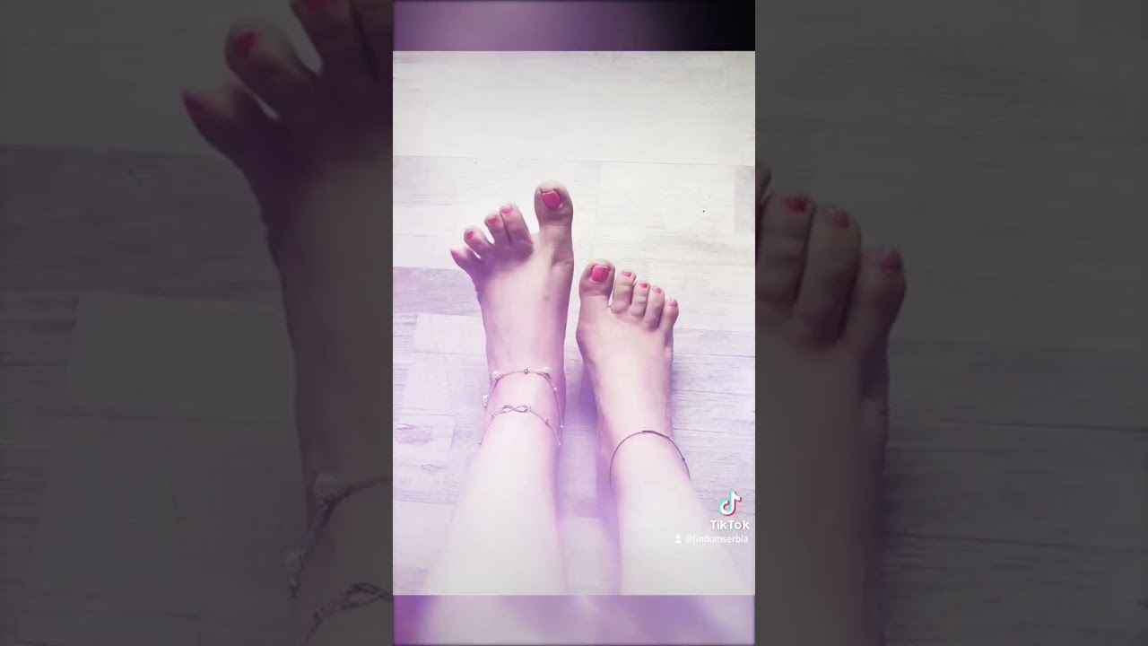 Suck my toes 👇🙇‍♂️🧎‍♂️🐷 #Findom,#paypig  #money #foot #slave #footfetish
