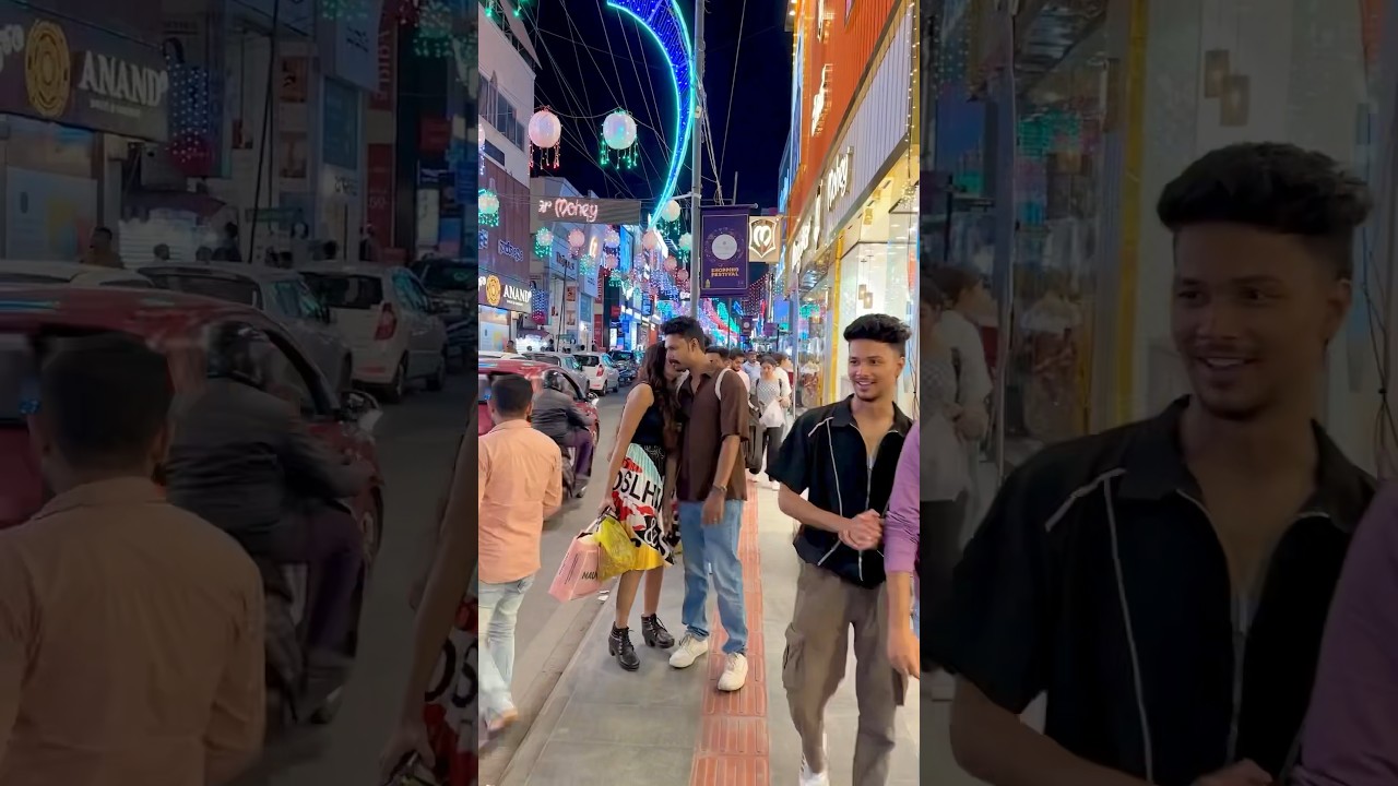 Sudden kiss in public 😱 Bangalore ❤️ #youtubeshorts #couplegoals