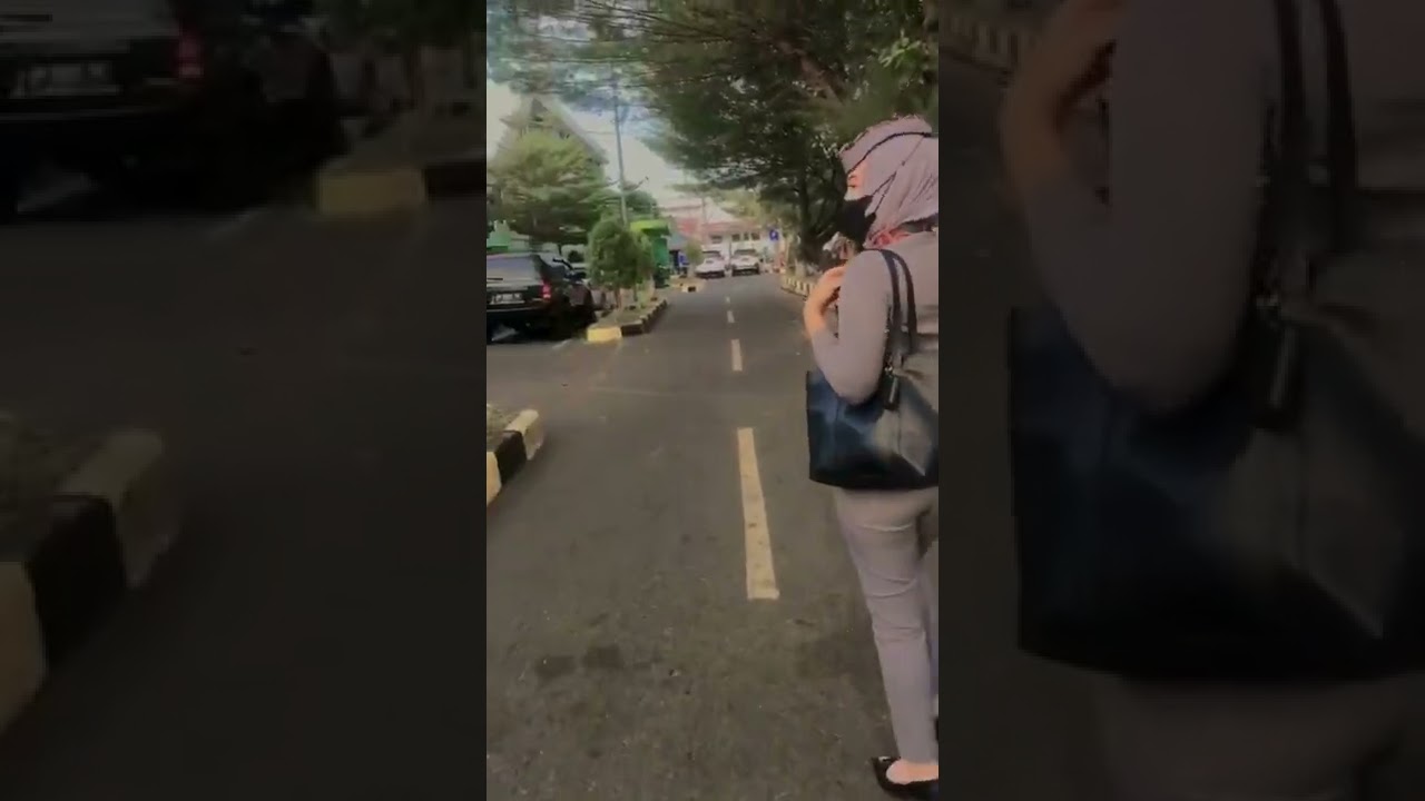 SUKA BANGET PAKAI BAJU INI SANGAT KETAT