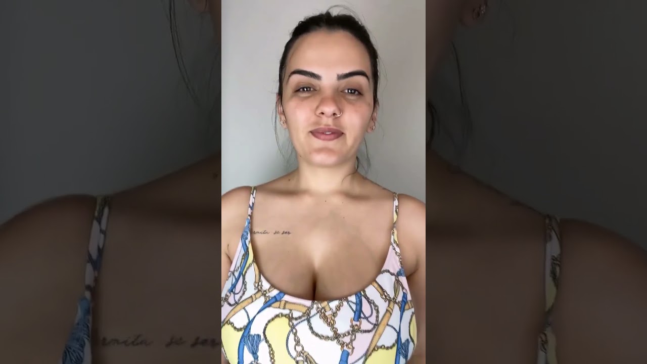Sunaika Bruna balançando o produto