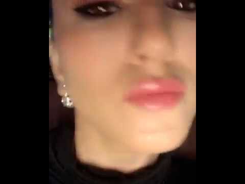 Sunny Leone Sexy lips..