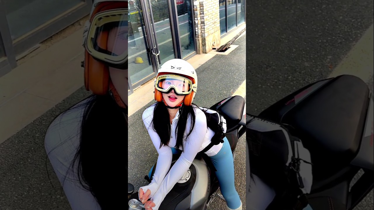 Super cute moto girl 🥺 #motorcycle #motovlog #cute