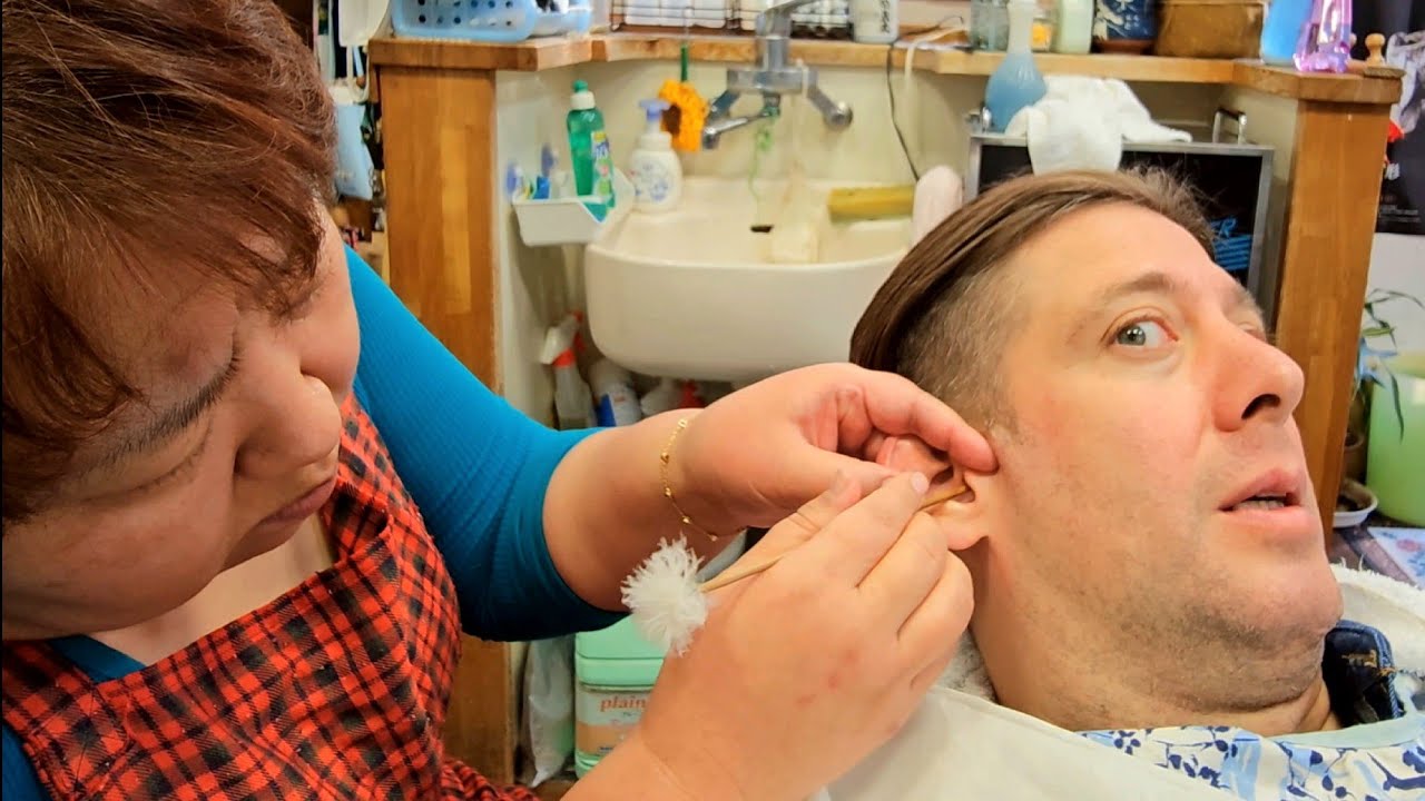 SUPER FAST Traditional Japanese EAR CLEANING & Ear Shaving (Got me in the ASMR Zone!)