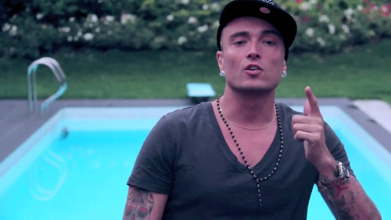 Surfa - Rap Roba Fresh (Feat. Guè Pequeno - Prod. Exo) Video Ufficiale