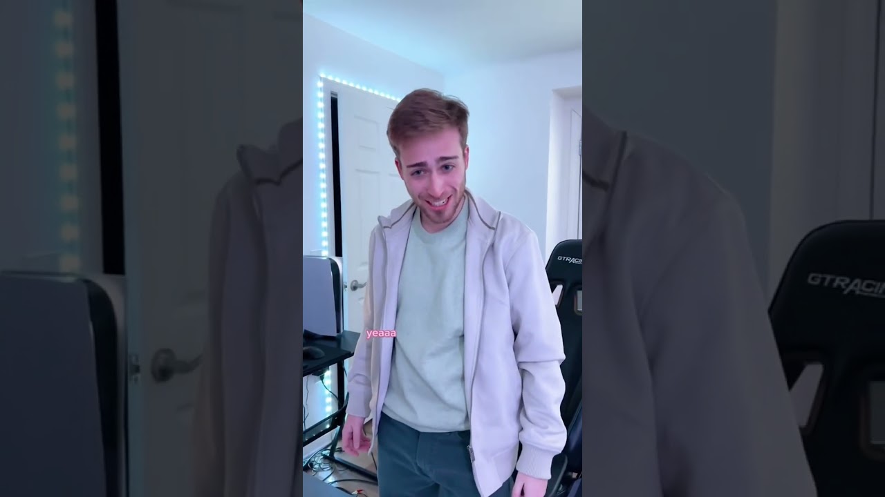 Surprising My Boyfriend With A SPICY FIT While He’s Gaming #shorts