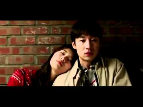 Suzy and Lee Je Hoon kissing scene - Architecture 101.mp4