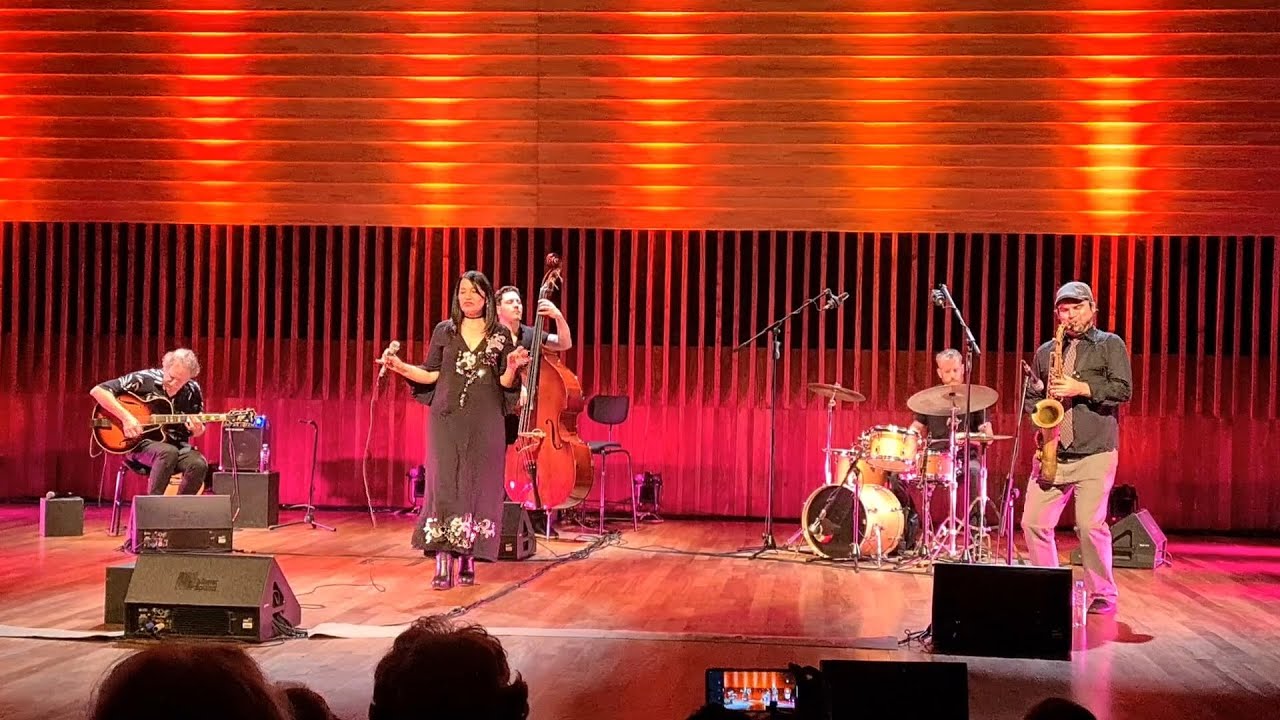 SWEET GEORGIA BROWN (LIVE)