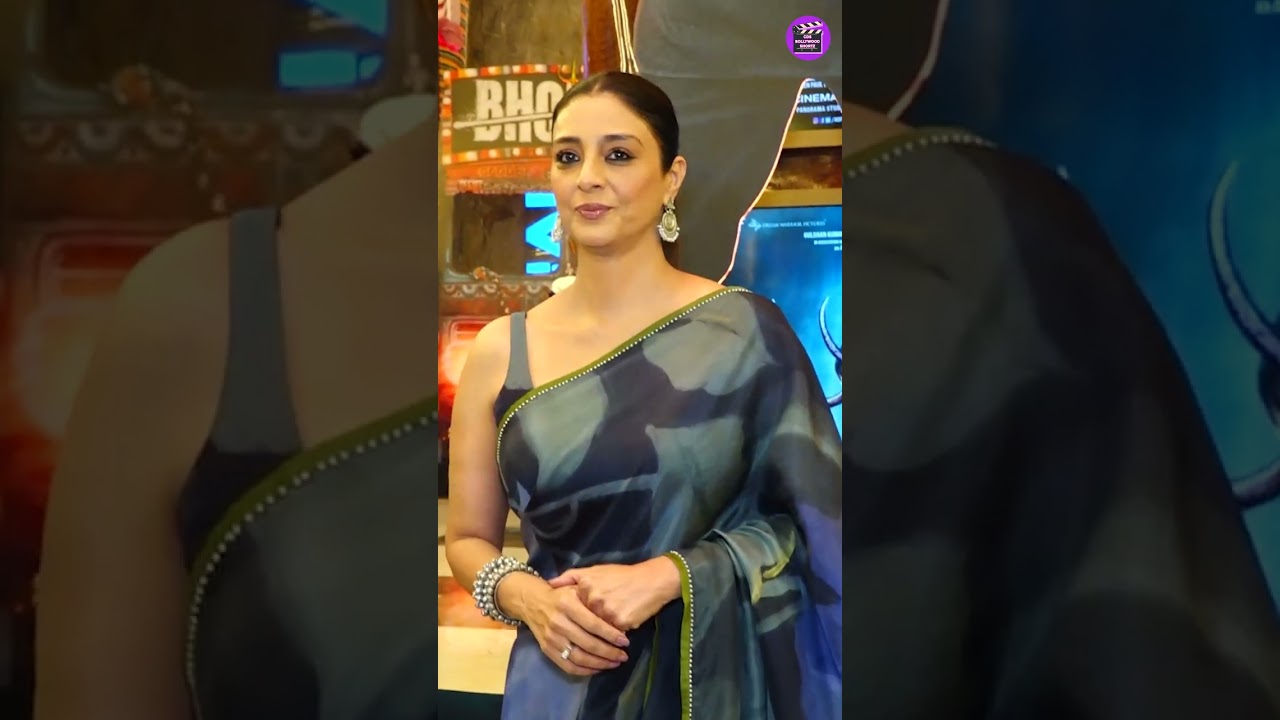 Tabu Sizzles In Sleeveless Saree At Bhola Trailer Launch #tabu #shorts