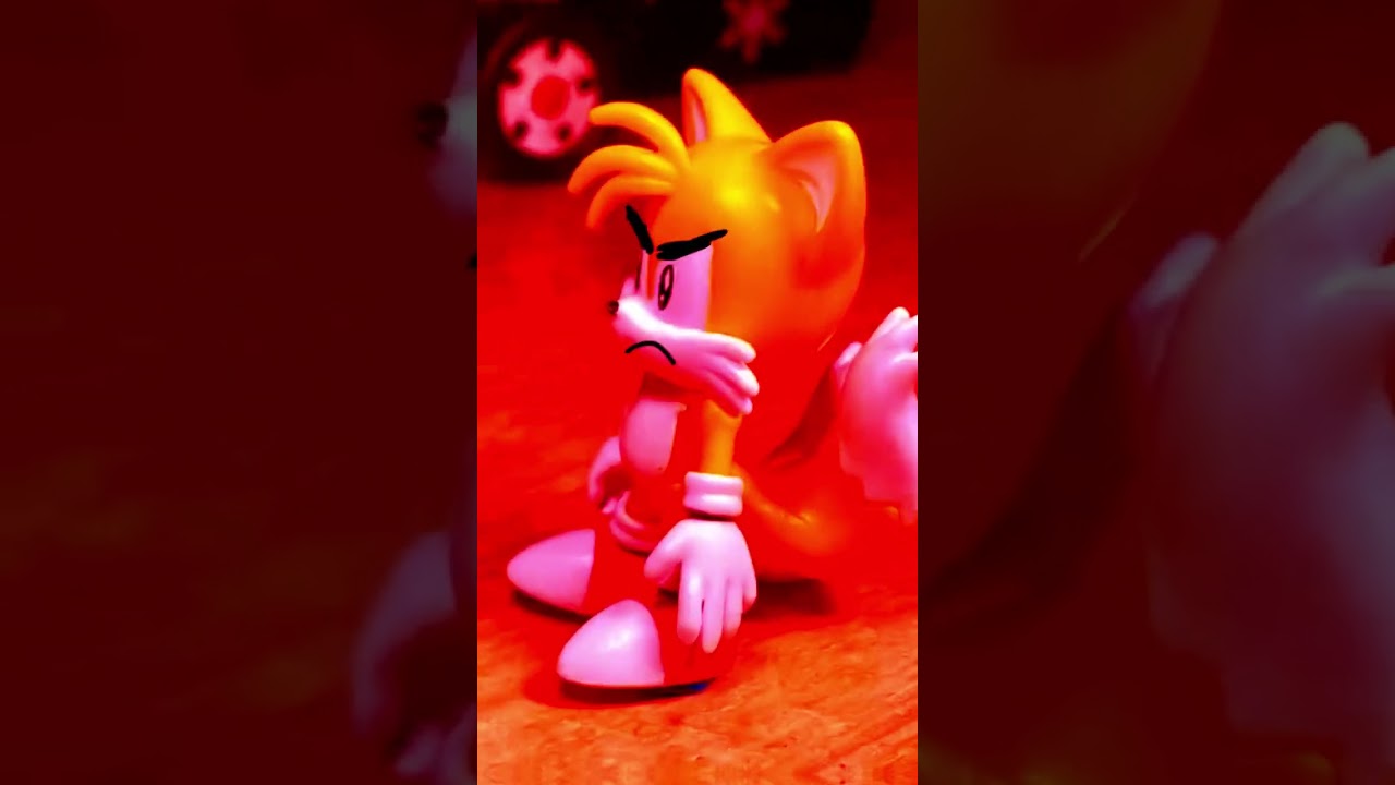 TAILS TURNS VEGAN
