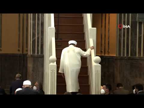 Taksim Camii’nde ilk namaz kılındı