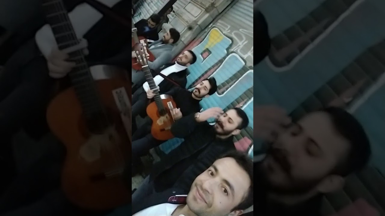 Taksim İstiklal caddesi,taksimi sallayan gençlerle güzel bir gün , Kürtçe şarkılar, Veysel badak