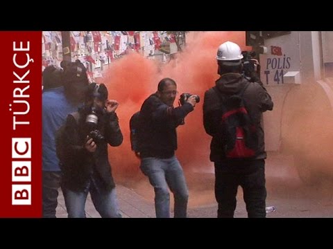 Taksim'e çıkmak isteyen gruplara polis müdahale ediyor. - BBC TÜRKÇE