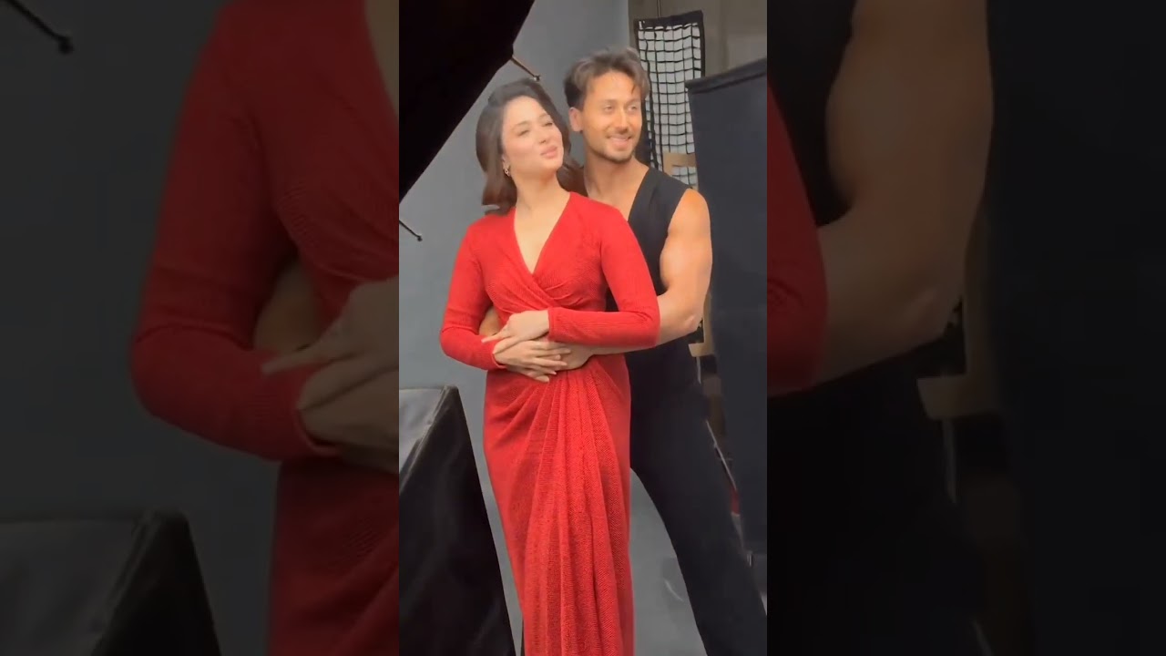 Tamanna and Tiger Oops 😬