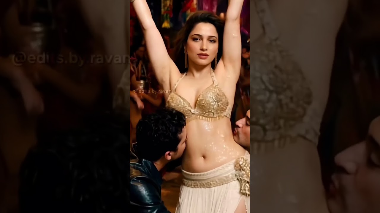 tamanna Bhatia Navel Kiss navel licking by background dancer #actress