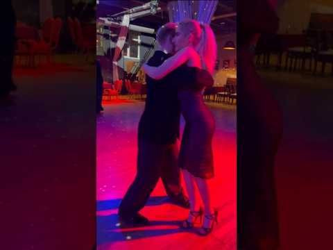 Tango Royalty | Leandro & Evgenia Live in Russia #GrandMilonga #TangoLegends #LiveTango #Magic