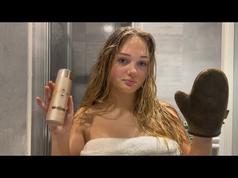 TANNING MYSELF | NIGHTTIME ROUTINE