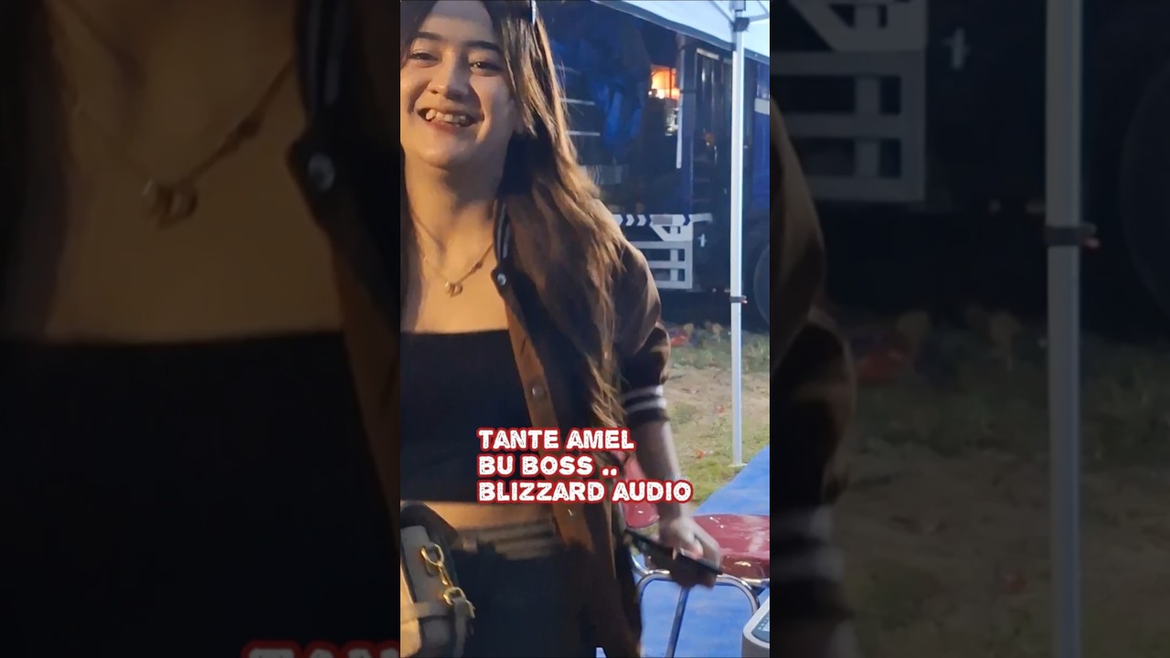 Tante amel manis bingit😍 #shortsviral #videoshorts #beranda #dangdut #dance #karnavalsoundhoreg